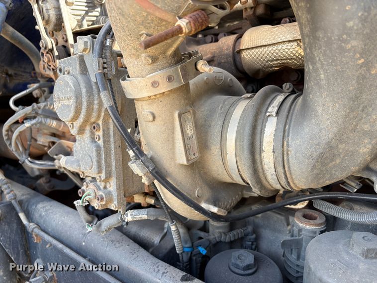 image for item EU8655 2015 Kenworth T880 semi truck