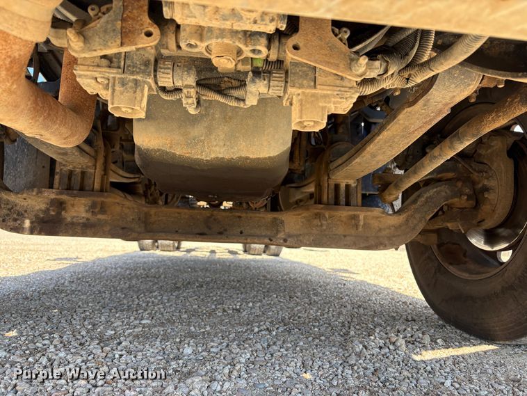 image for item EU8655 2015 Kenworth T880 semi truck