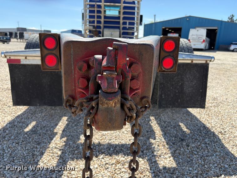 image for item EU8655 2015 Kenworth T880 semi truck