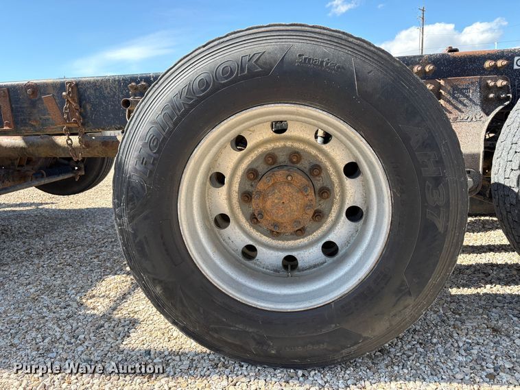 image for item EU8655 2015 Kenworth T880 semi truck