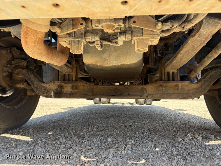 image for item EU8655 2015 Kenworth T880 semi truck