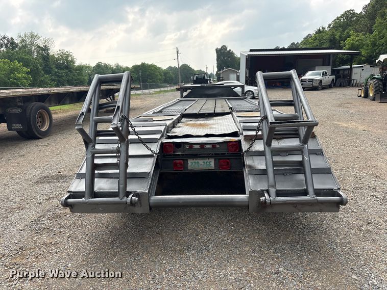 image for item EV2944 1945 Fruehauf drop deck equipment trailer