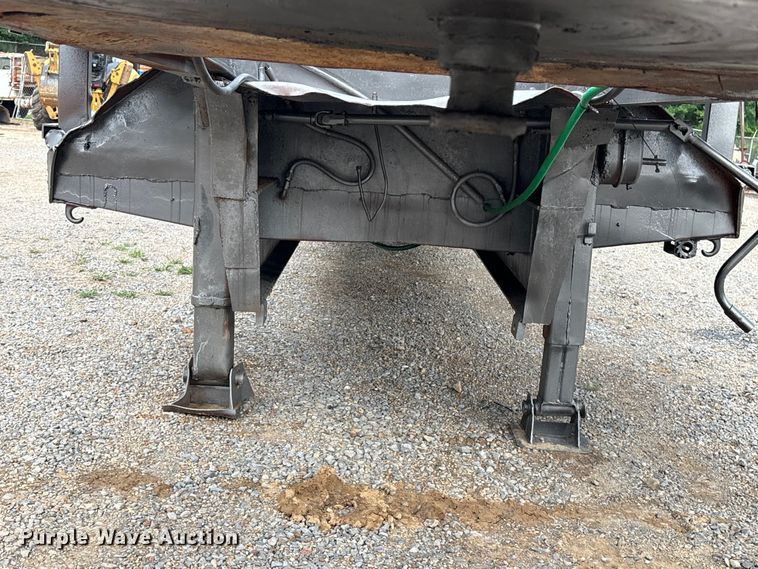 image for item EV2944 1945 Fruehauf drop deck equipment trailer