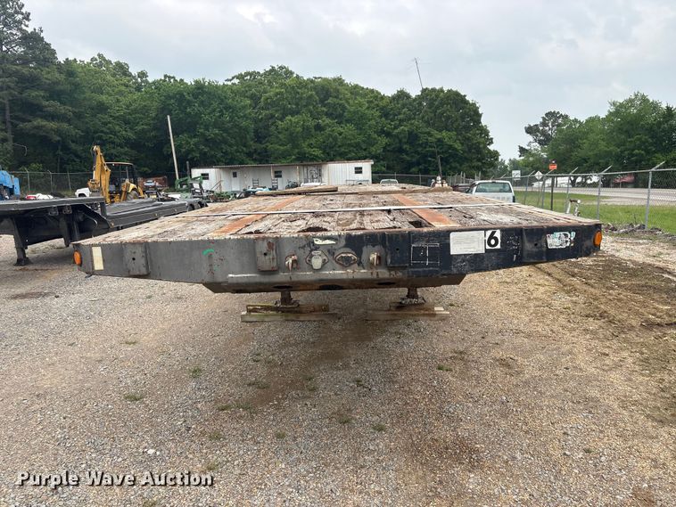 image for item EV2945 2000 Fontaine LFTW-6-8048WSAWK flatbed trailer