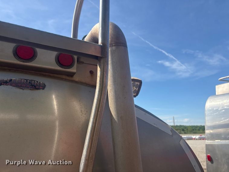 image for item EV2960 2014 Centerline Tank & Trailer truck tank bed