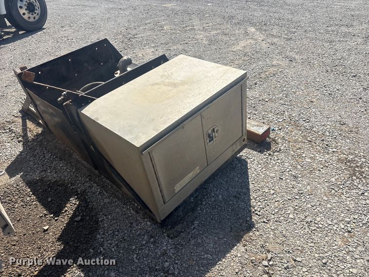 image for item EV2960 2014 Centerline Tank & Trailer truck tank bed