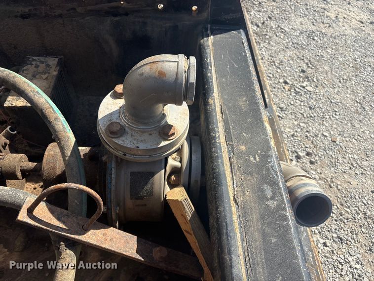 image for item EV2960 2014 Centerline Tank & Trailer truck tank bed