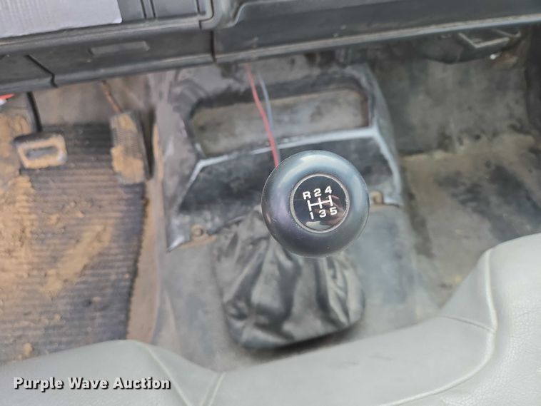image for item EV5570 1998 Chevrolet C6500 box truck