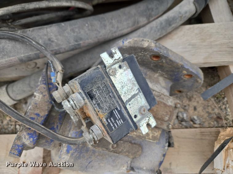 image for item EW0084 Truck parts