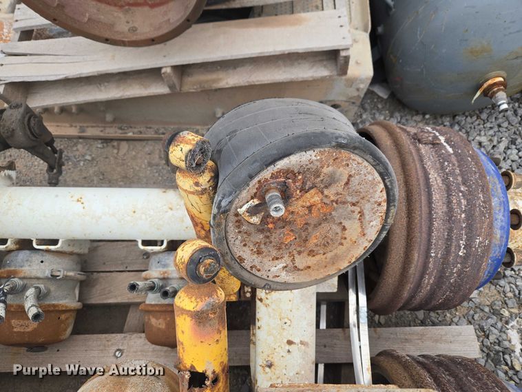 image for item EW0085 Trailer axles set