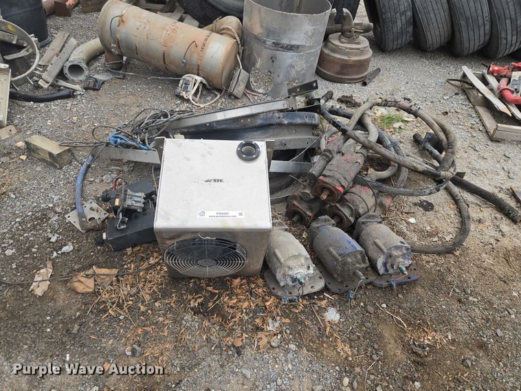 image for item EW0087 Truck parts