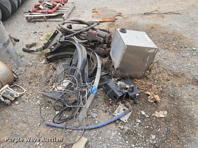 image for item EW0087 Truck parts