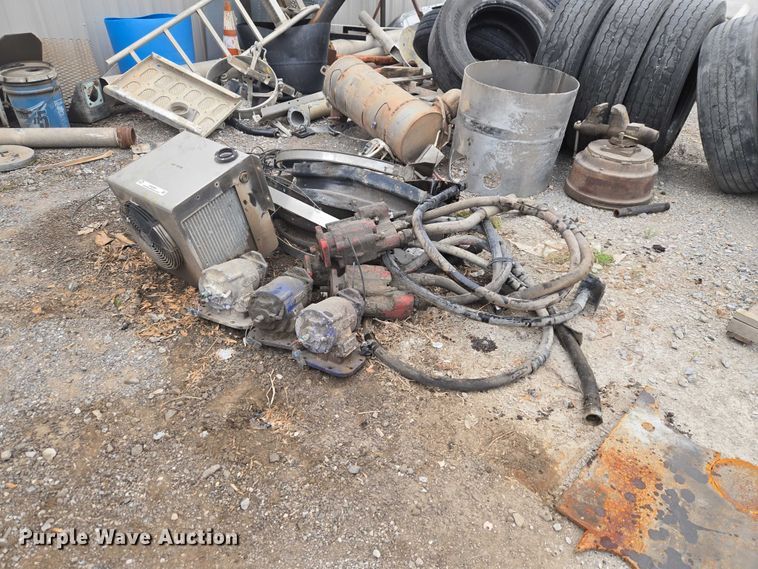 image for item EW0087 Truck parts
