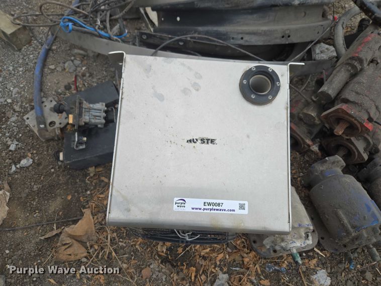 image for item EW0087 Truck parts