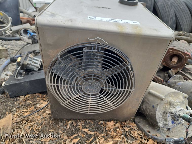 image for item EW0087 Truck parts