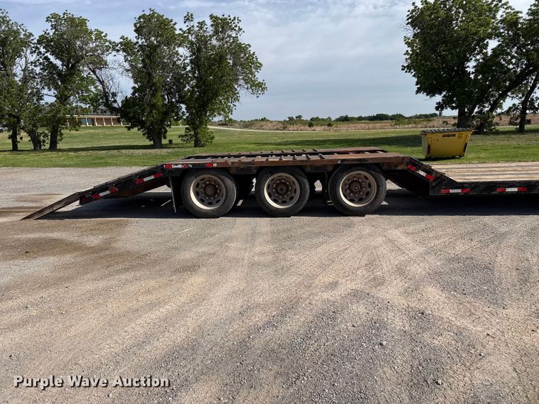 image for item EW4492 2011 Neville Built drop deck equipment trailer