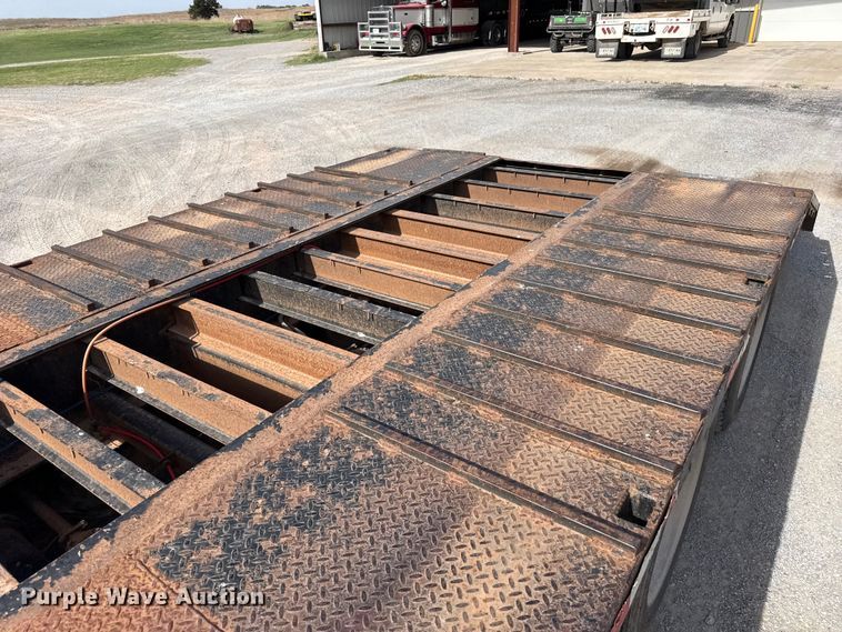image for item EW4492 2011 Neville Built drop deck equipment trailer