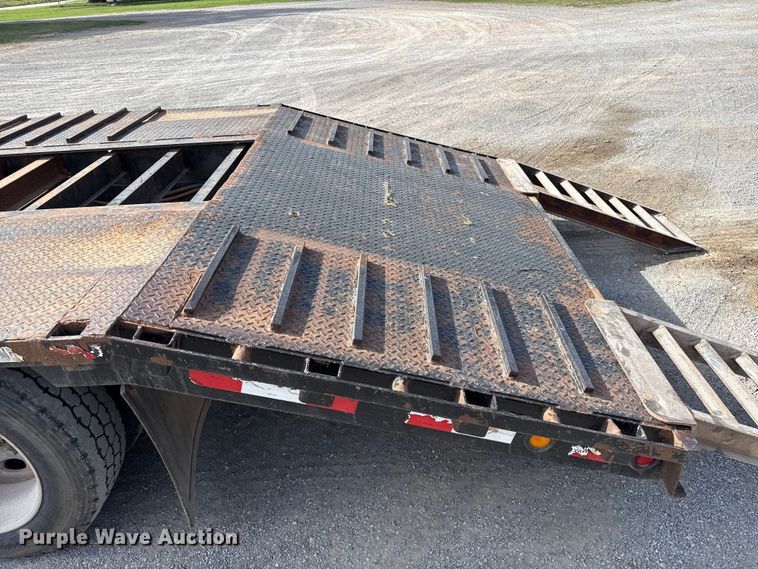 image for item EW4492 2011 Neville Built drop deck equipment trailer