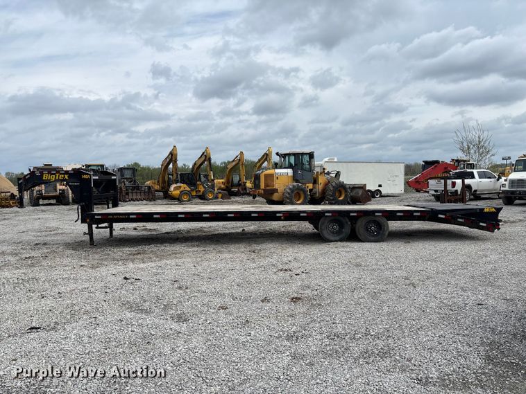 image for item FB3425 2022 Big Tex 14GN-28BK+5MR equipment trailer