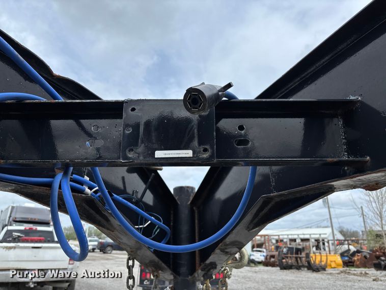 image for item FB3425 2022 Big Tex 14GN-28BK+5MR equipment trailer