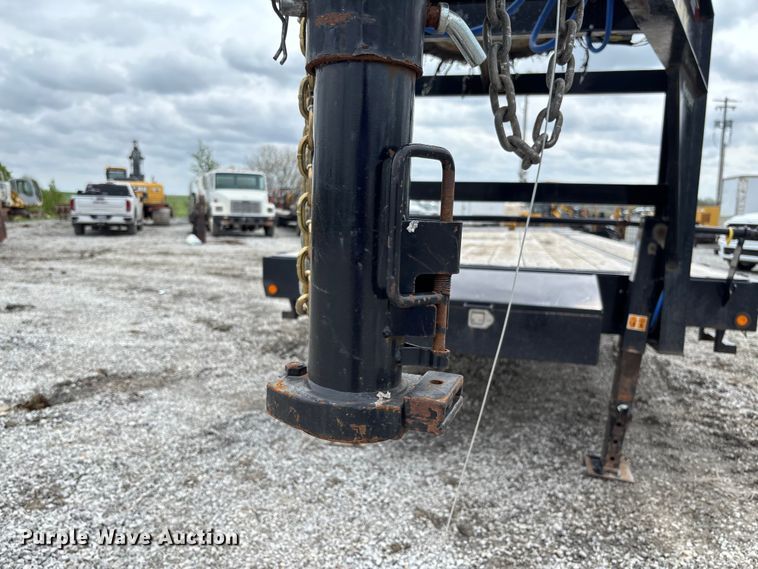 image for item FB3425 2022 Big Tex 14GN-28BK+5MR equipment trailer