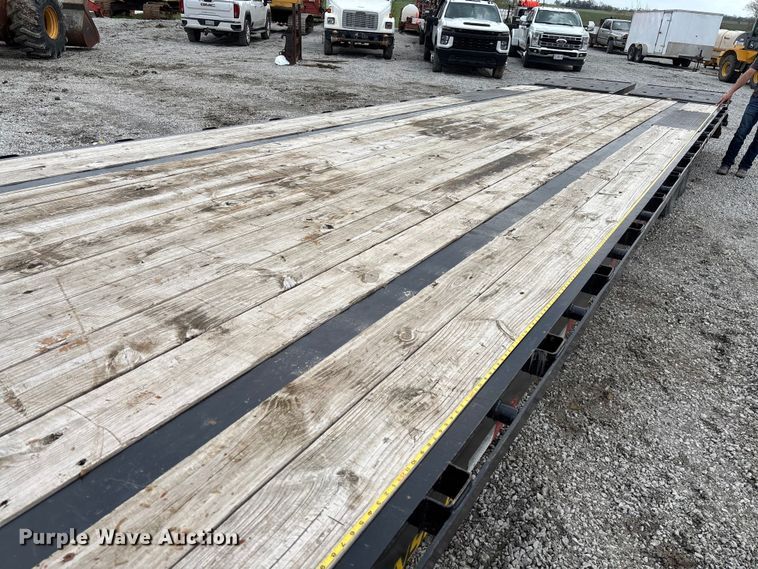 image for item FB3425 2022 Big Tex 14GN-28BK+5MR equipment trailer