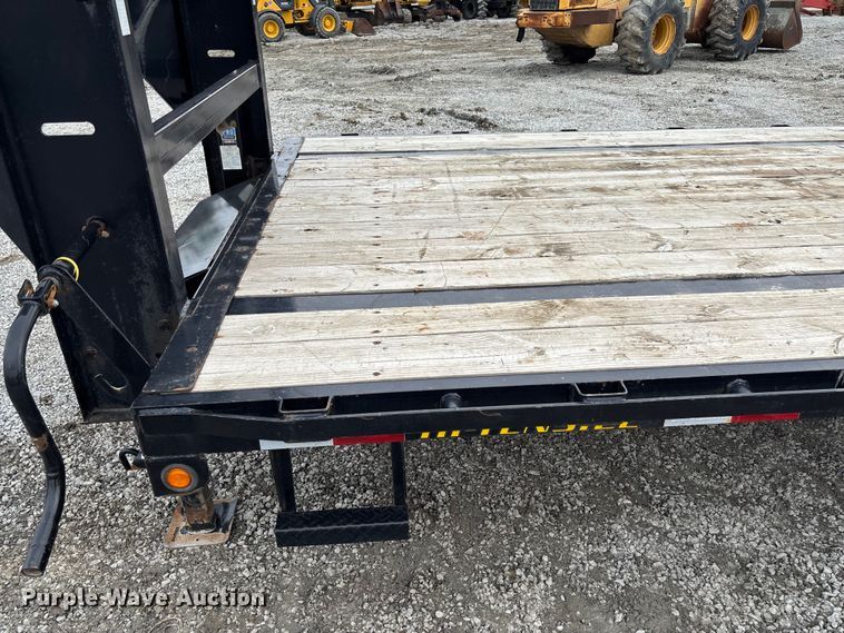 image for item FB3425 2022 Big Tex 14GN-28BK+5MR equipment trailer