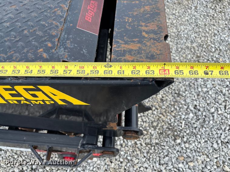 image for item FB3425 2022 Big Tex 14GN-28BK+5MR equipment trailer