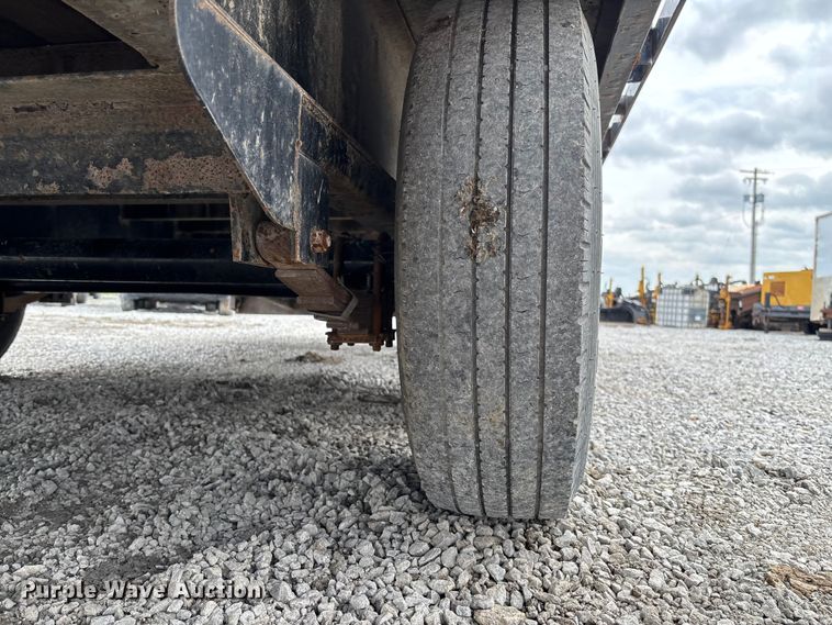 image for item FB3425 2022 Big Tex 14GN-28BK+5MR equipment trailer