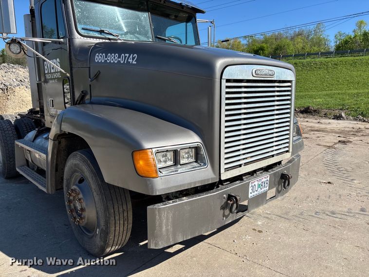 image for item FB3454 1999 Freightliner FLD semi truck