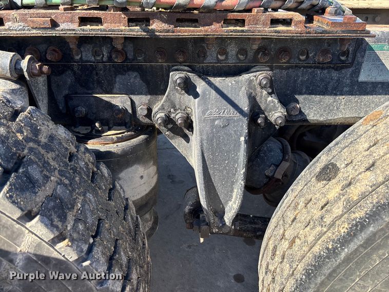 image for item FB3454 1999 Freightliner FLD semi truck