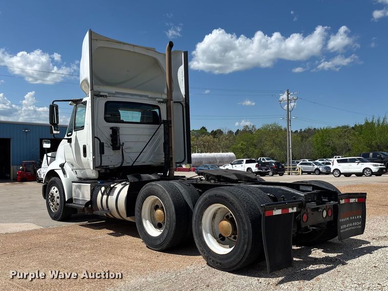 image for item FB3455 2016 International 8600 semi truck