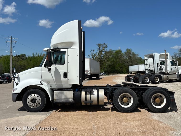 image for item FB3455 2016 International 8600 semi truck