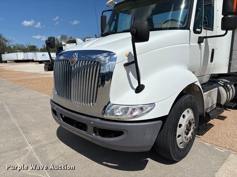 image for item FB3455 2016 International 8600 semi truck