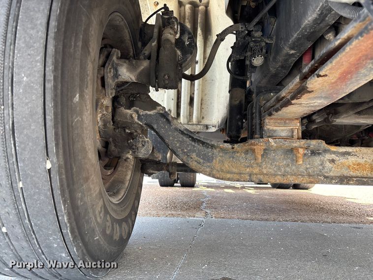 image for item FB3455 2016 International 8600 semi truck