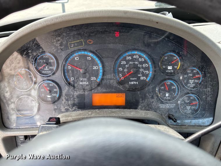 image for item FB3455 2016 International 8600 semi truck