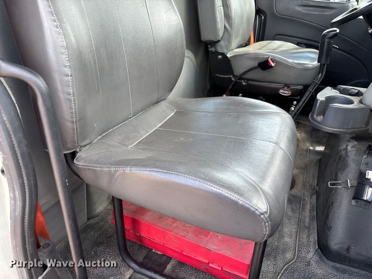 image for item FB3455 2016 International 8600 semi truck