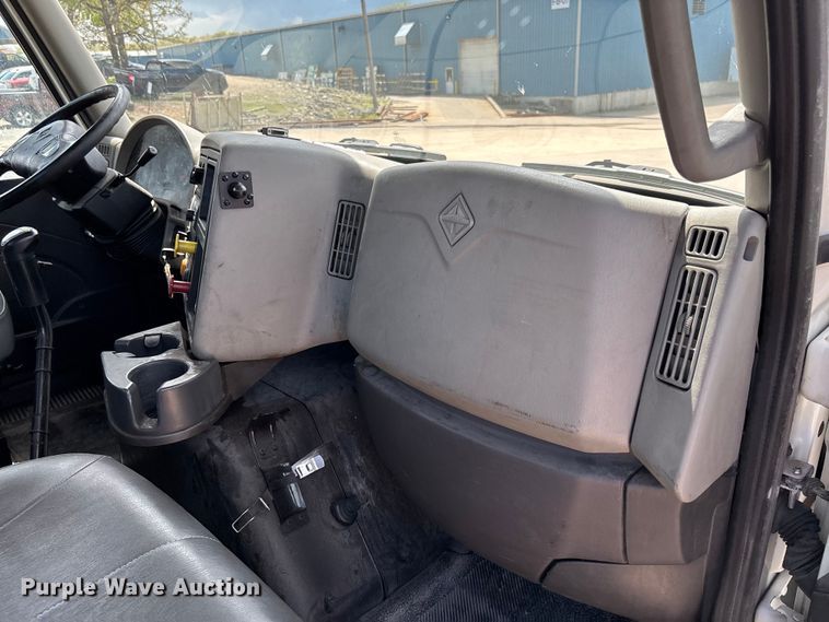 image for item FB3455 2016 International 8600 semi truck