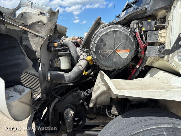 image for item FB3455 2016 International 8600 semi truck