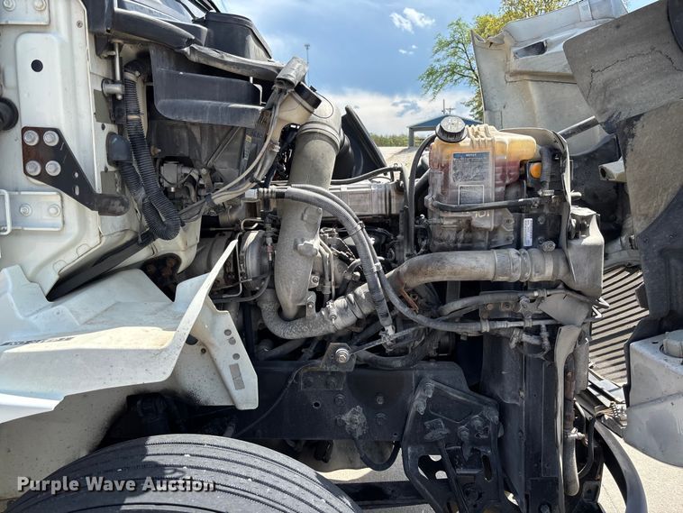 image for item FB3455 2016 International 8600 semi truck