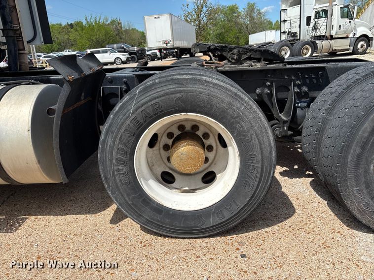 image for item FB3455 2016 International 8600 semi truck