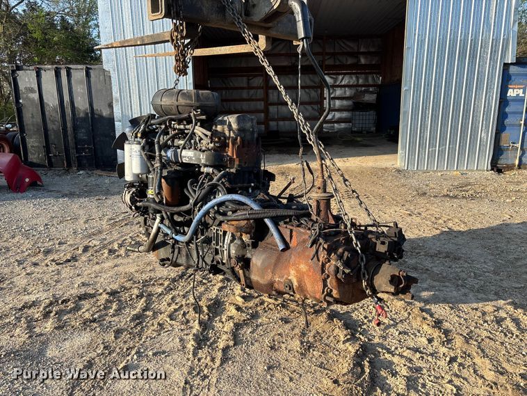 image for item FB3457 1999 Mack E7 engine