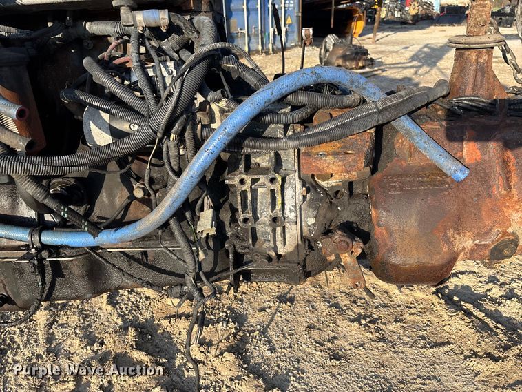 image for item FB3457 1999 Mack E7 engine