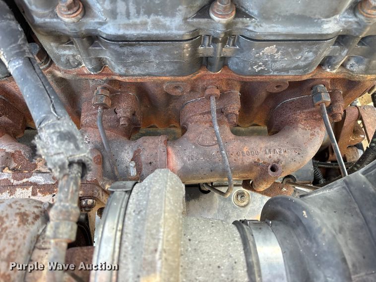 image for item FB3457 1999 Mack E7 engine