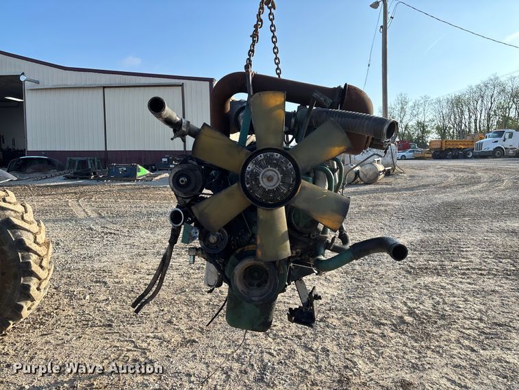 image for item FB3458 Volvo VE D7A275 engine