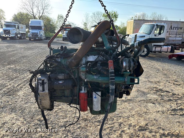 image for item FB3458 Volvo VE D7A275 engine