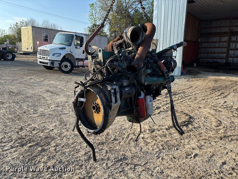 image for item FB3458 Volvo VE D7A275 engine