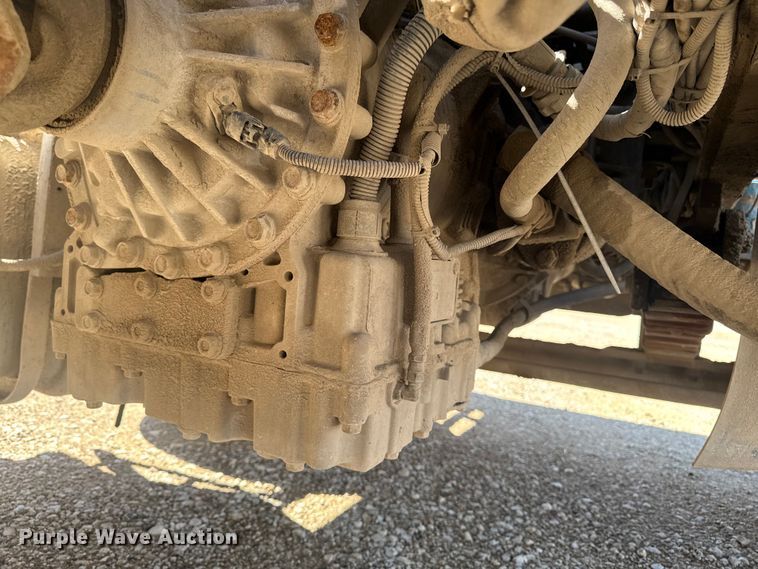 image for item FB5682 2005 Capacity Trucks TJ6500T yard truck