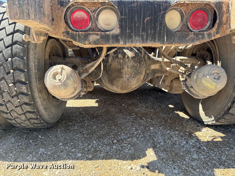 image for item FB5682 2005 Capacity Trucks TJ6500T yard truck