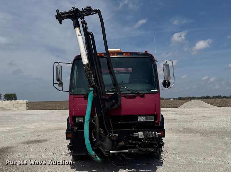 image for item FB5707 1997 Chevrolet C7500 pothole patcher truck